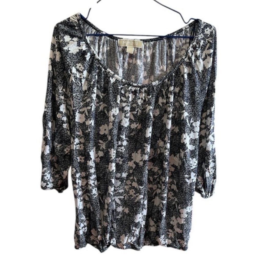 Stunning Michael Kors Blouse – 2X (Blue & White Floral) - Picture 2 of 4